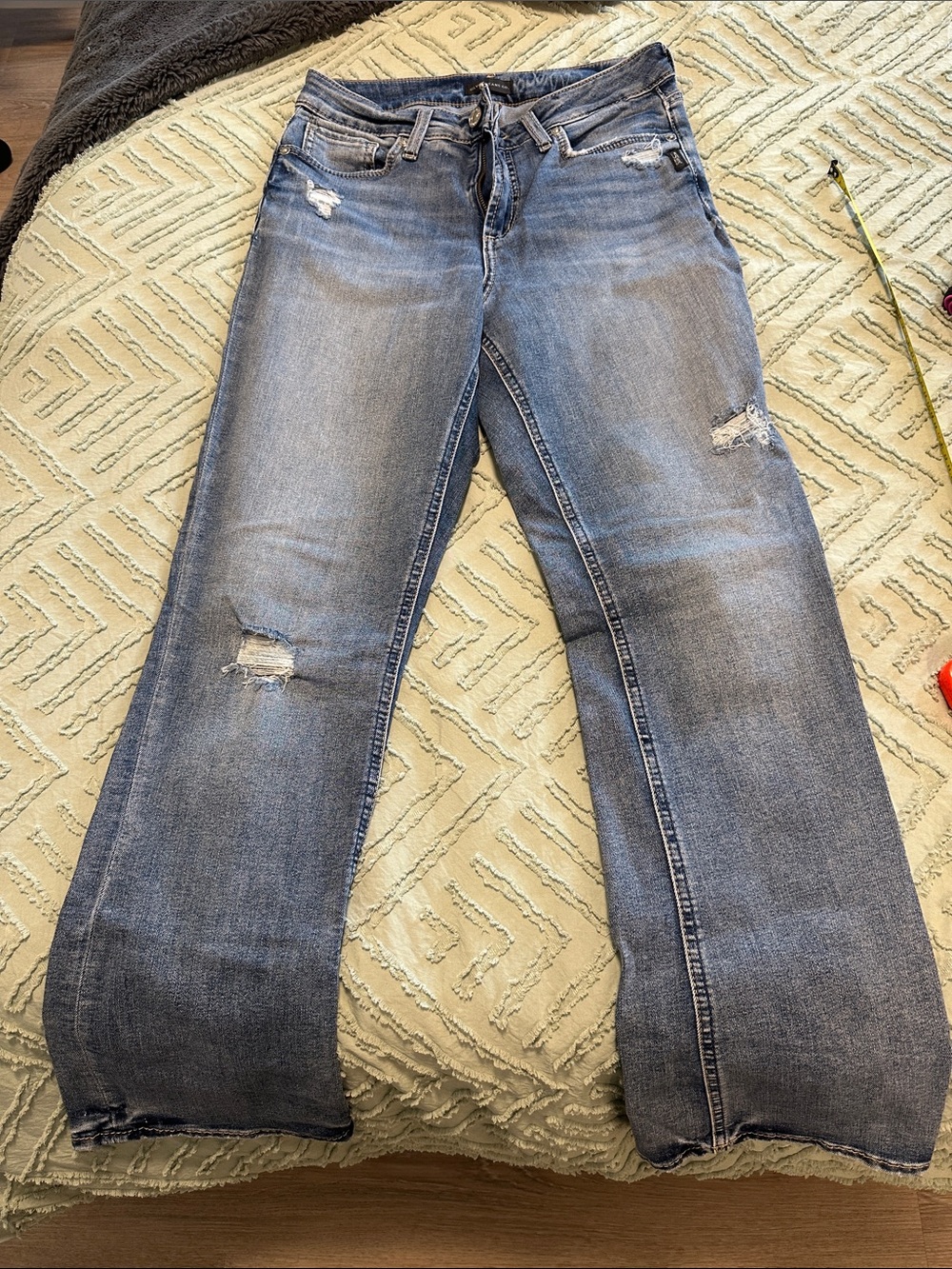 Silver Jeans Avery slim  boot jeans 30/31